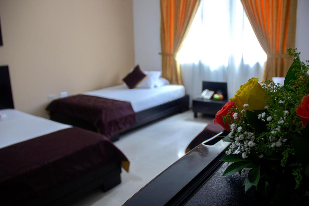 Hotel Plazuela San Ignacio Medellín Esterno foto