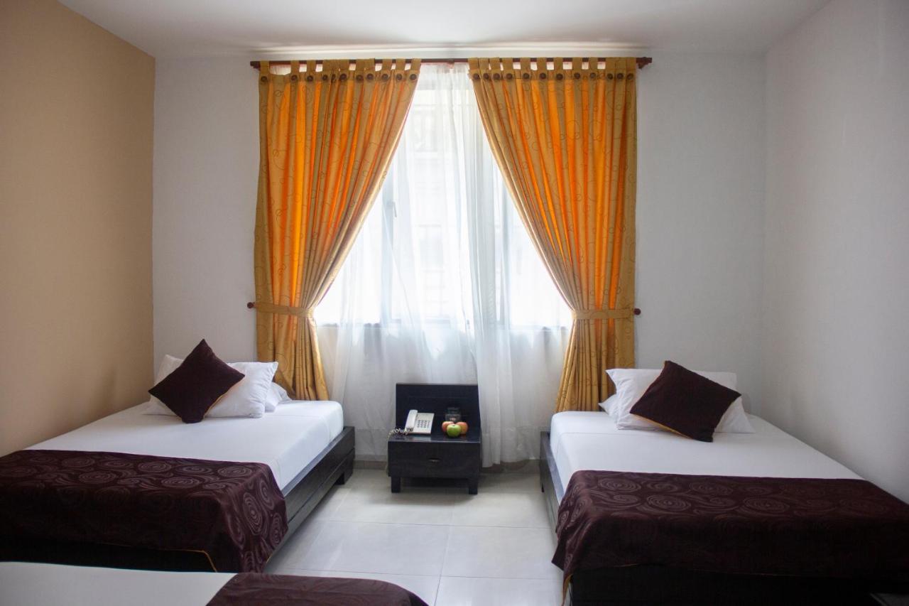 Hotel Plazuela San Ignacio Medellín Esterno foto