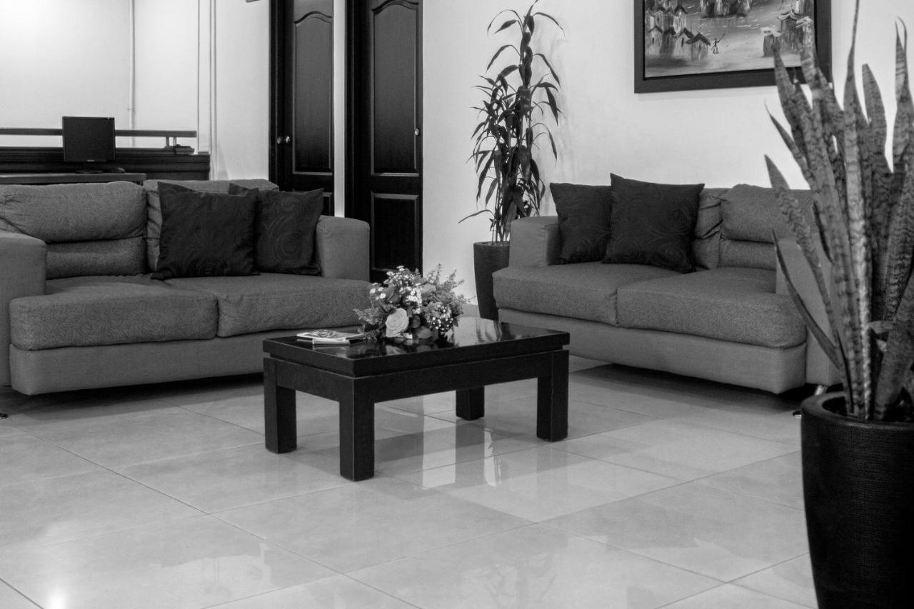 Hotel Plazuela San Ignacio Medellín Esterno foto