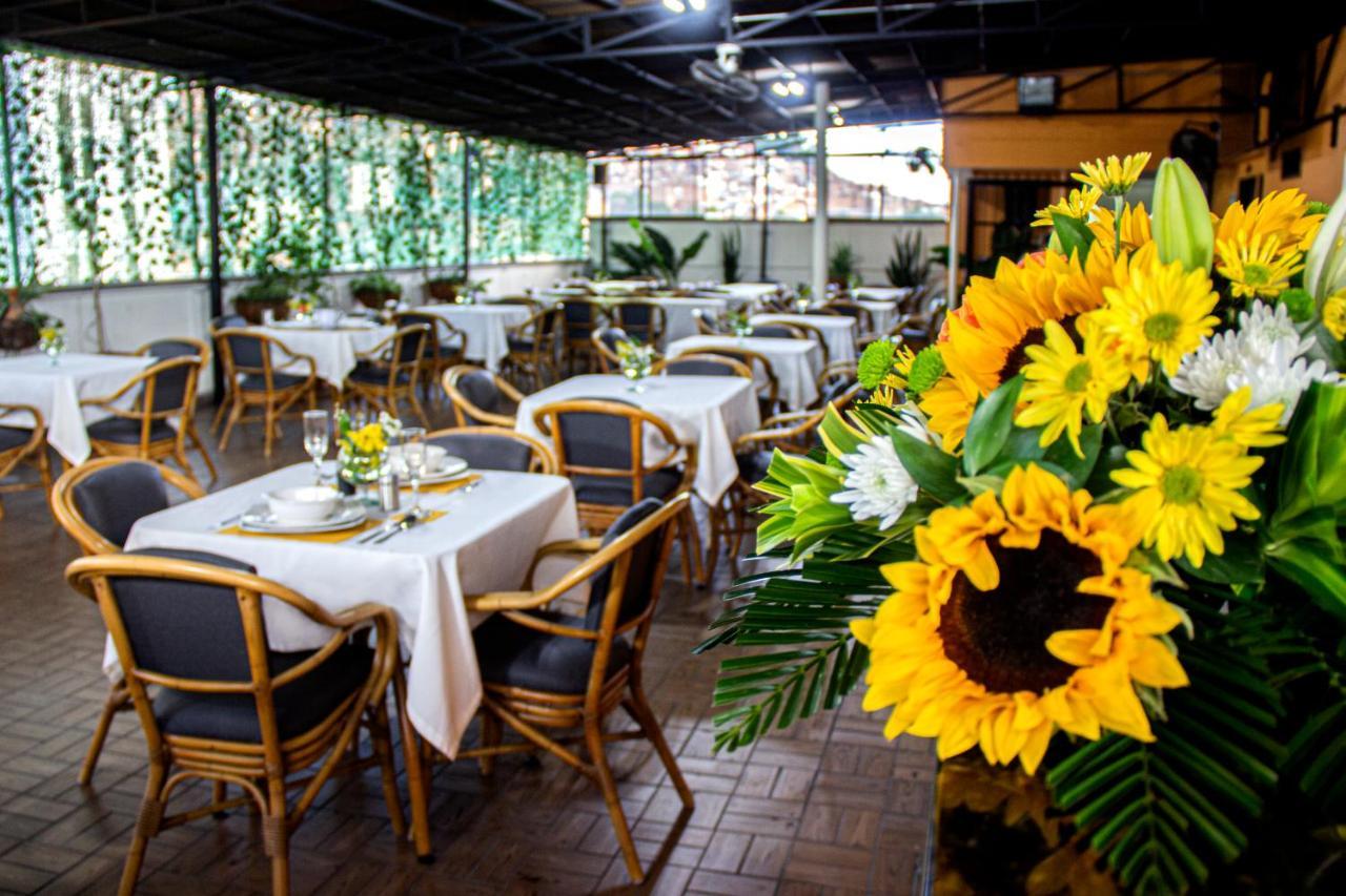 Hotel Plazuela San Ignacio Medellín Esterno foto